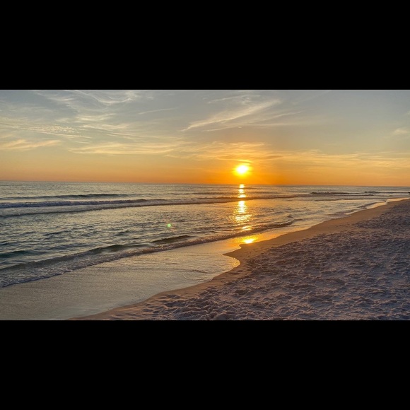 Meet your Posher! - Picture 1 of 1